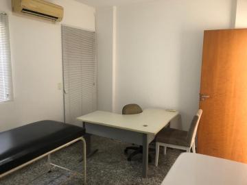 Alugar Comercial / Sala em S&atilde;o Jos&eacute; do Rio Preto R$ 1.000,00 - Foto 2