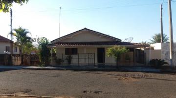 Comprar Casa / Padr&atilde;o em Potirendaba R$ 420.000,00 - Foto 2