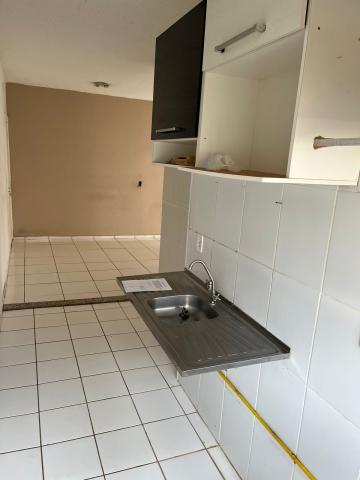 Alugar Apartamento / Padr&atilde;o em S&atilde;o Jos&eacute; do Rio Preto R$ 950,00 - Foto 6