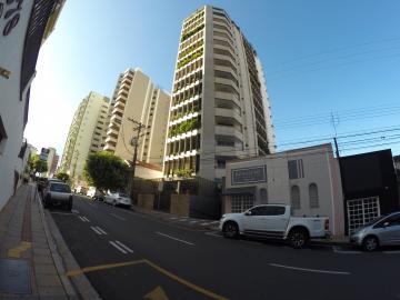 Alugar Apartamento / Padr&atilde;o em S&atilde;o Jos&eacute; do Rio Preto. apenas R$ 2.000,00
