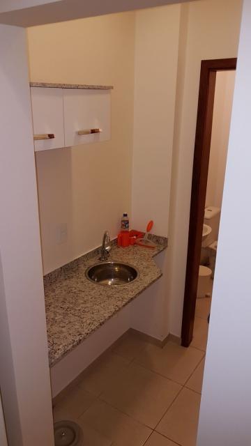 Alugar Comercial / Sala em S&atilde;o Jos&eacute; do Rio Preto R$ 1.400,00 - Foto 6