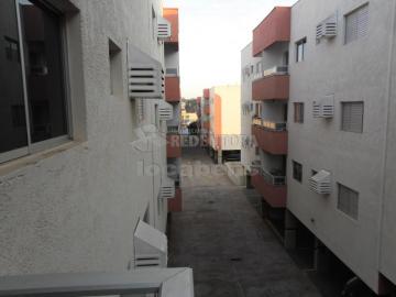 Comprar Apartamento / Padr&atilde;o em S&atilde;o Jos&eacute; do Rio Preto R$ 220.000,00 - Foto 19