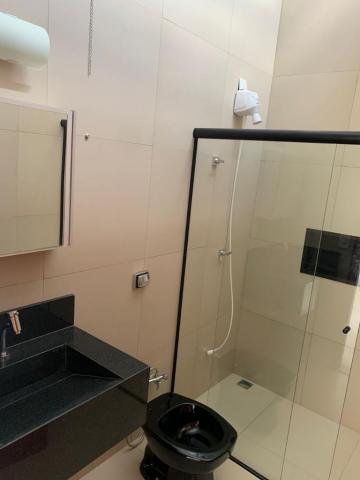 Alugar Casa / Padr&atilde;o em S&atilde;o Jos&eacute; do Rio Preto R$ 1.500,00 - Foto 3