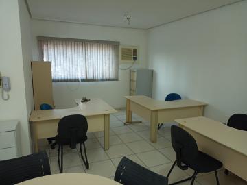 Alugar Comercial / Sala em S&atilde;o Jos&eacute; do Rio Preto. apenas R$ 1.250,00