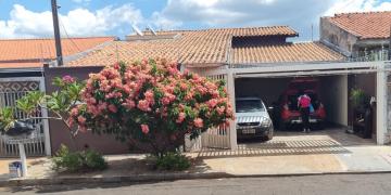 Alugar Casa / Padr&atilde;o em S&atilde;o Jos&eacute; do Rio Preto. apenas R$ 1.800,00
