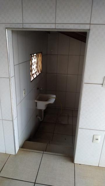 Alugar Comercial / Casa Comercial em S&atilde;o Jos&eacute; do Rio Preto R$ 1.800,00 - Foto 19