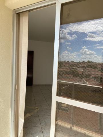 Alugar Apartamento / Padr&atilde;o em S&atilde;o Jos&eacute; do Rio Preto R$ 1.700,00 - Foto 10