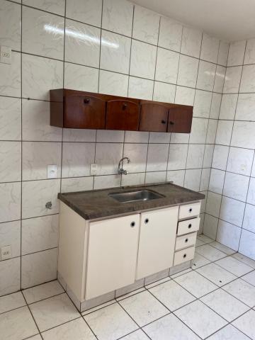Alugar Apartamento / Padr&atilde;o em S&atilde;o Jos&eacute; do Rio Preto R$ 1.700,00 - Foto 12