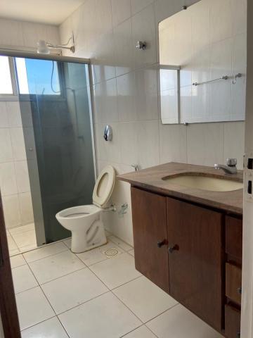 Alugar Apartamento / Padr&atilde;o em S&atilde;o Jos&eacute; do Rio Preto R$ 1.700,00 - Foto 14