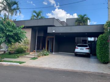 Casa / Condom&iacute;nio em Mirassol 