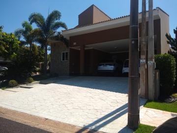 Casa / Condom&iacute;nio em S&atilde;o Jos&eacute; do Rio Preto 