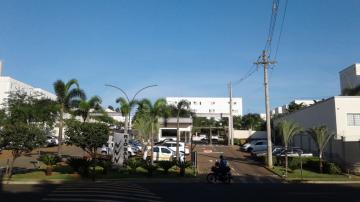 Alugar Apartamento / Padr&atilde;o em S&atilde;o Jos&eacute; do Rio Preto R$ 700,00 - Foto 2