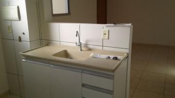 Alugar Apartamento / Padr&atilde;o em S&atilde;o Jos&eacute; do Rio Preto R$ 700,00 - Foto 19