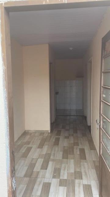 Alugar Casa / Padr&atilde;o em S&atilde;o Jos&eacute; do Rio Preto R$ 650,00 - Foto 4