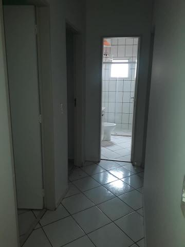 Alugar Apartamento / Padr&atilde;o em S&atilde;o Jos&eacute; do Rio Preto R$ 1.500,00 - Foto 3