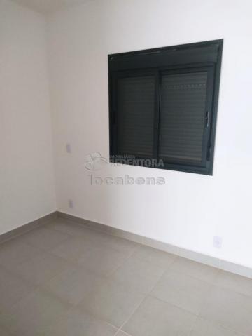 Comprar Apartamento / Padr&atilde;o em S&atilde;o Jos&eacute; do Rio Preto R$ 250.000,00 - Foto 12