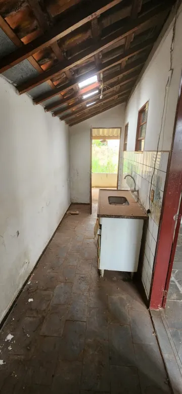 Alugar Casa / Padr&atilde;o em Bady Bassitt R$ 800,00 - Foto 3