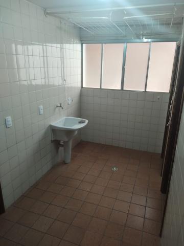 Alugar Apartamento / Padr&atilde;o em S&atilde;o Jos&eacute; do Rio Preto R$ 2.500,00 - Foto 13