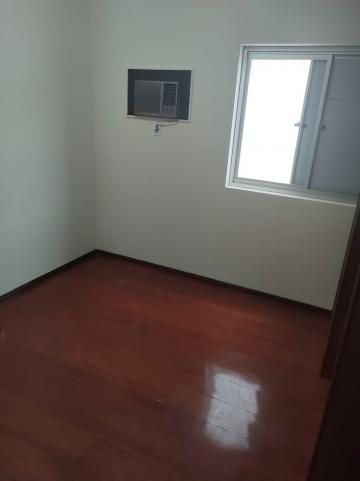 Alugar Apartamento / Padr&atilde;o em S&atilde;o Jos&eacute; do Rio Preto R$ 2.500,00 - Foto 2