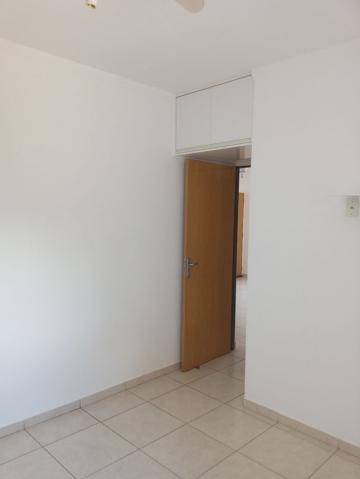 Comprar Apartamento / Padr&atilde;o em S&atilde;o Jos&eacute; do Rio Preto R$ 160.000,00 - Foto 10