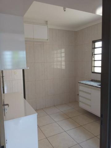 Comprar Apartamento / Padr&atilde;o em S&atilde;o Jos&eacute; do Rio Preto R$ 160.000,00 - Foto 3