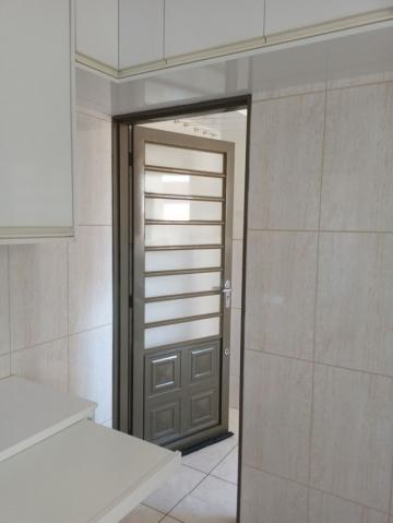 Comprar Apartamento / Padr&atilde;o em S&atilde;o Jos&eacute; do Rio Preto R$ 160.000,00 - Foto 4