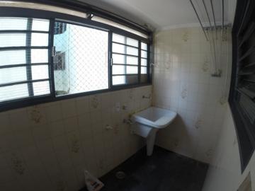 Alugar Apartamento / Padr&atilde;o em S&atilde;o Jos&eacute; do Rio Preto R$ 1.550,00 - Foto 12