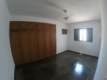 Alugar Apartamento / Padr&atilde;o em S&atilde;o Jos&eacute; do Rio Preto R$ 1.550,00 - Foto 8