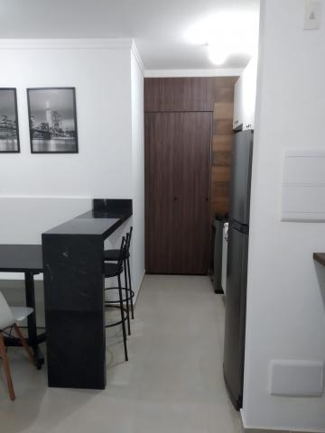 Alugar Apartamento / Padr&atilde;o em S&atilde;o Jos&eacute; do Rio Preto R$ 1.600,00 - Foto 2
