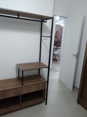 Alugar Apartamento / Padr&atilde;o em S&atilde;o Jos&eacute; do Rio Preto R$ 1.600,00 - Foto 3
