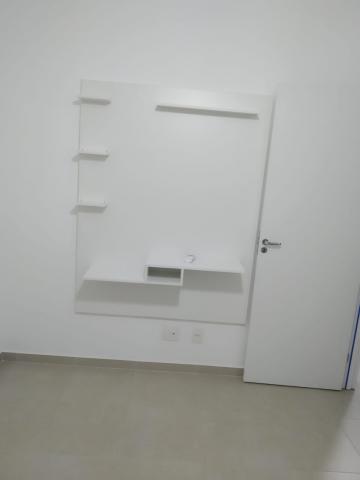 Alugar Apartamento / Padr&atilde;o em S&atilde;o Jos&eacute; do Rio Preto R$ 1.600,00 - Foto 8