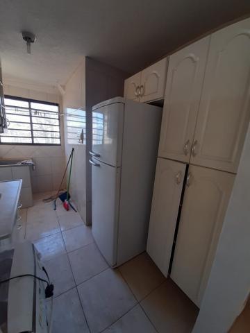 Comprar Apartamento / Padr&atilde;o em S&atilde;o Jos&eacute; do Rio Preto R$ 90.000,00 - Foto 2