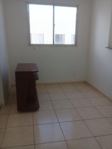 Alugar Apartamento / Padr&atilde;o em S&atilde;o Jos&eacute; do Rio Preto R$ 850,00 - Foto 2