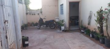 Comprar Casa / Padr&atilde;o em S&atilde;o Jos&eacute; do Rio Preto R$ 200.000,00 - Foto 3