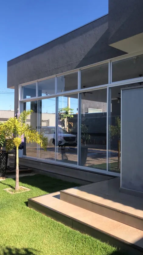 Comprar Casa / Padr&atilde;o em Mirassol R$ 680.000,00 - Foto 2