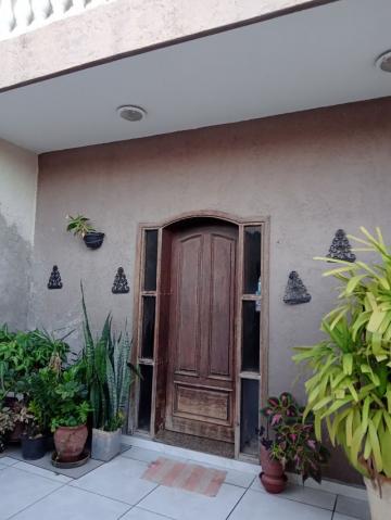Comprar Casa / Padr&atilde;o em Ol&iacute;mpia R$ 700.000,00 - Foto 3