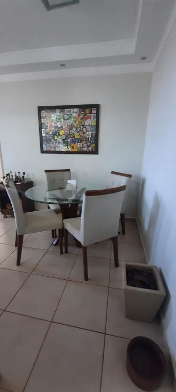 Alugar Apartamento / Padr&atilde;o em S&atilde;o Jos&eacute; do Rio Preto R$ 650,00 - Foto 2