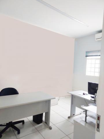Comprar Comercial / Sal&atilde;o em S&atilde;o Jos&eacute; do Rio Preto R$ 1.200.000,00 - Foto 4