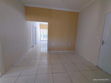 Alugar Casa / Padr&atilde;o em S&atilde;o Jos&eacute; do Rio Preto R$ 1.600,00 - Foto 4