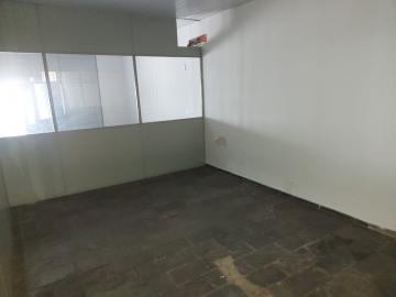 Alugar Comercial / Sal&atilde;o em S&atilde;o Jos&eacute; do Rio Preto R$ 3.000,00 - Foto 4