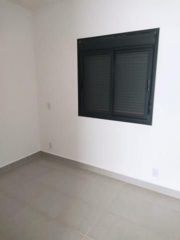 Alugar Apartamento / Padr&atilde;o em S&atilde;o Jos&eacute; do Rio Preto R$ 1.000,00 - Foto 12