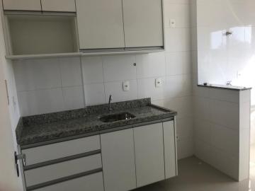 Comprar Apartamento / Padr&atilde;o em S&atilde;o Jos&eacute; do Rio Preto R$ 270.000,00 - Foto 2