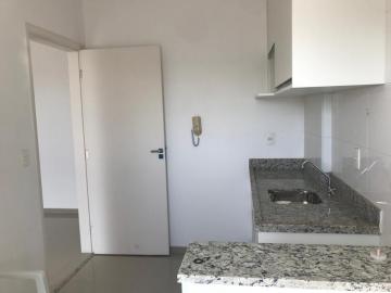 Comprar Apartamento / Padr&atilde;o em S&atilde;o Jos&eacute; do Rio Preto R$ 270.000,00 - Foto 3