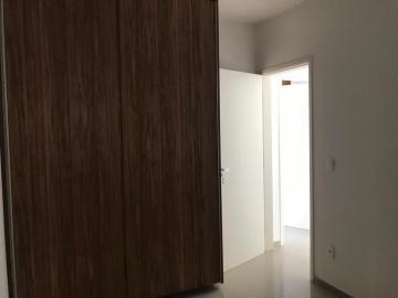 Comprar Apartamento / Padr&atilde;o em S&atilde;o Jos&eacute; do Rio Preto R$ 270.000,00 - Foto 9