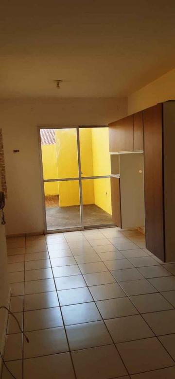 Alugar Casa / Condom&iacute;nio em S&atilde;o Jos&eacute; do Rio Preto R$ 1.100,00 - Foto 9