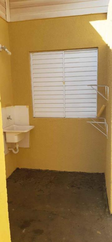Alugar Casa / Condom&iacute;nio em S&atilde;o Jos&eacute; do Rio Preto R$ 1.100,00 - Foto 10