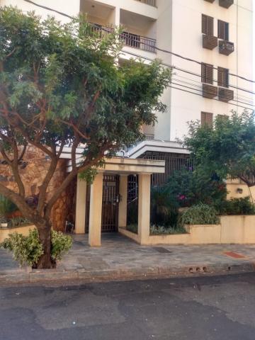 Alugar Apartamento / Padr&atilde;o em S&atilde;o Jos&eacute; do Rio Preto. apenas R$ 400.000,00
