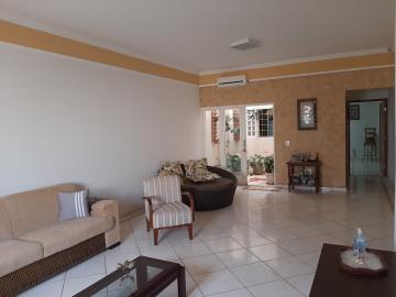 Alugar Casa / Padr&atilde;o em S&atilde;o Jos&eacute; do Rio Preto. apenas R$ 720.000,00