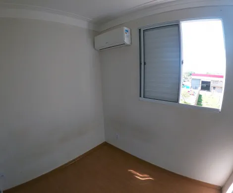 Alugar Apartamento / Padr&atilde;o em S&atilde;o Jos&eacute; do Rio Preto R$ 750,00 - Foto 9