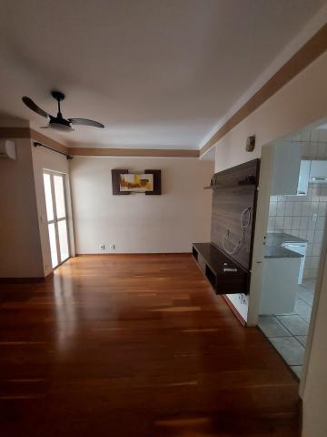Alugar Apartamento / Padr&atilde;o em S&atilde;o Jos&eacute; do Rio Preto. apenas R$ 1.100,00